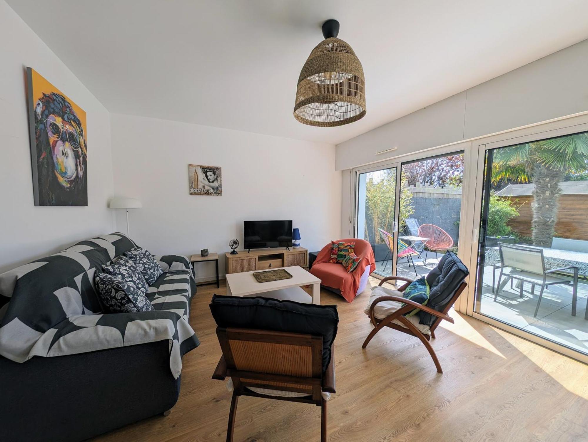 Maison Spacieuse Avec Jardin Proche Plage & Centre ปอร์นิก ภายนอก รูปภาพ